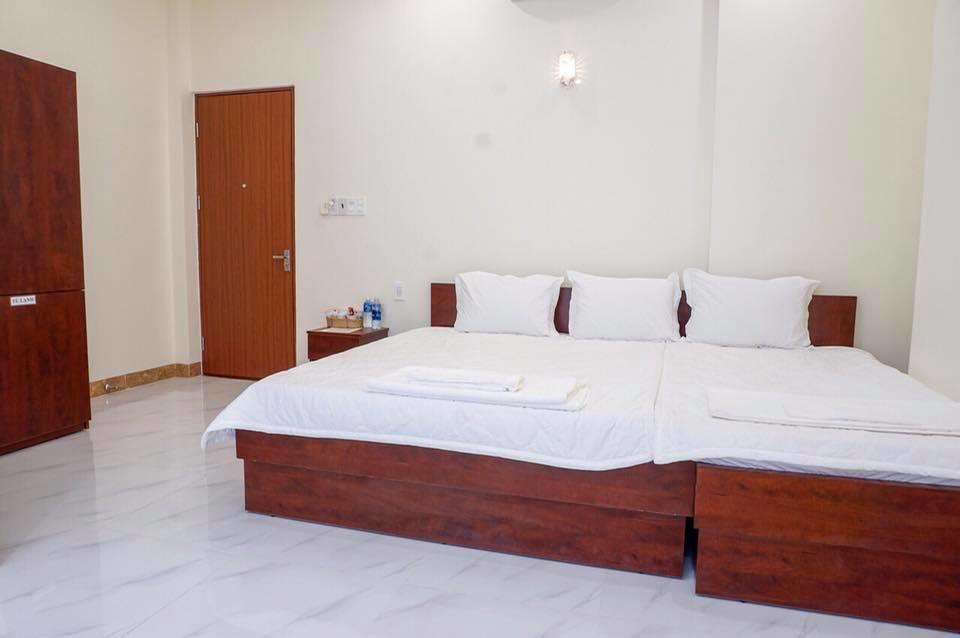 Hotel Tan Phu Лаги Экстерьер фото